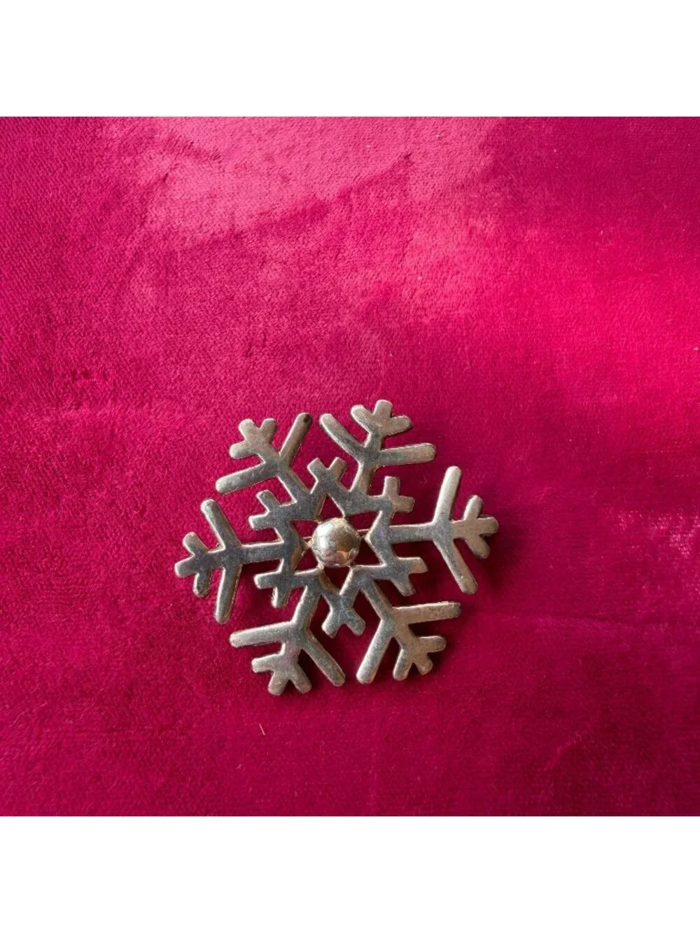 Vintage 925 Sterling Silver Snowflake Brooch Pin Winter Holiday Jewelry Solid